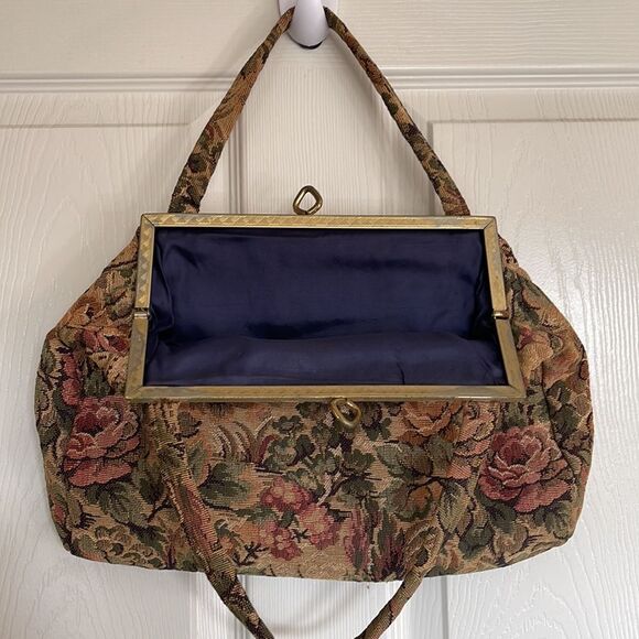 Floral Tapestry Handbag - Picture 2 of 9